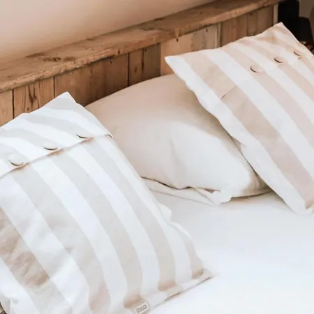 Hoeve Te Gast - Vakantieboerderij Bed and breakfast Groet